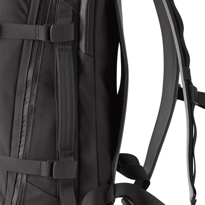 YETI Crossroads Backpack 27L - Black-3
