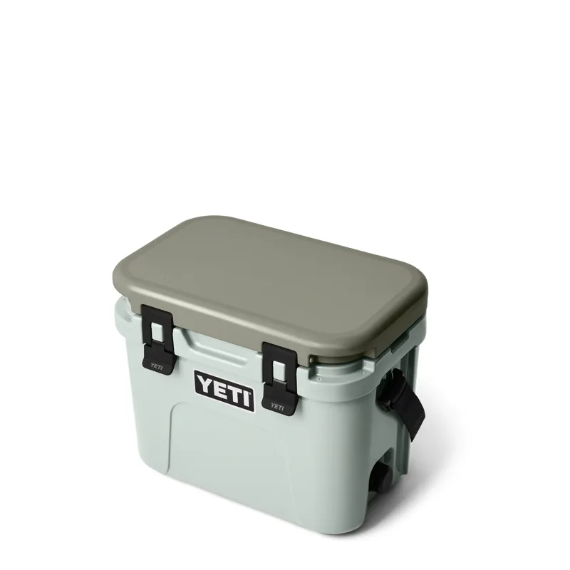 YETI Roadie 15 Hard Cooler In Ridgeline-5